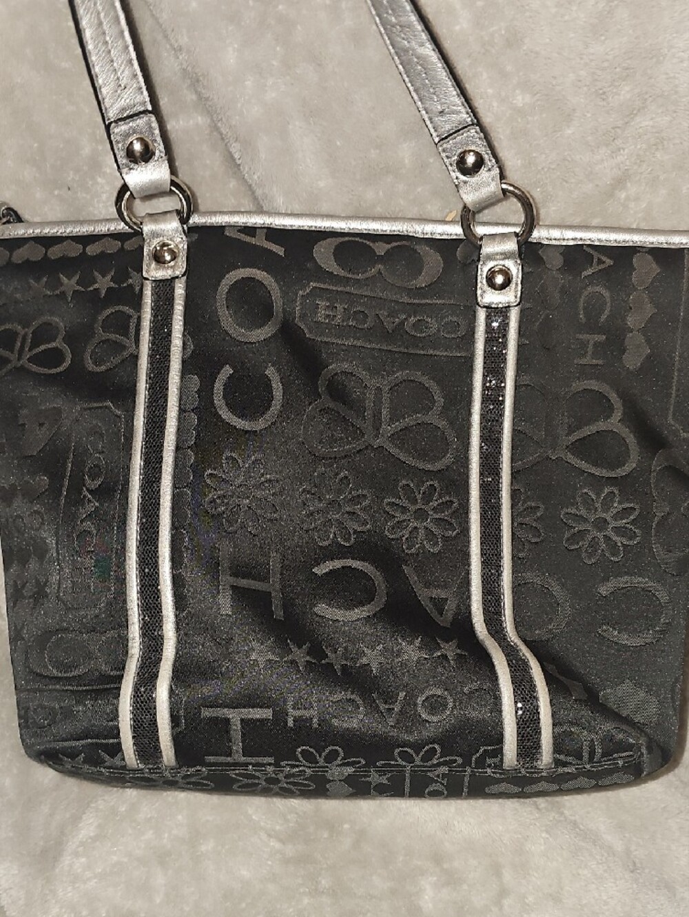 Coach  Poppy Tote Silver - Picture 4 of 7